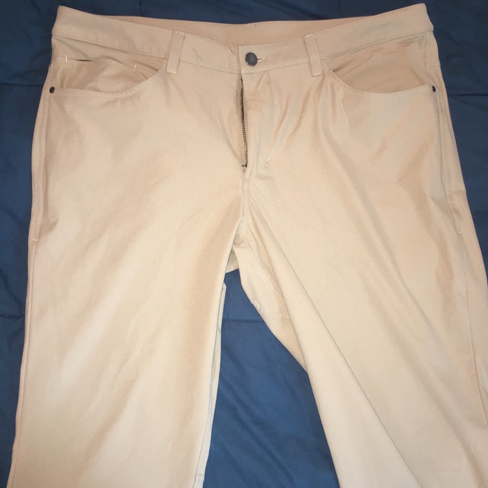 Lululemon ABC pants 36 khaki